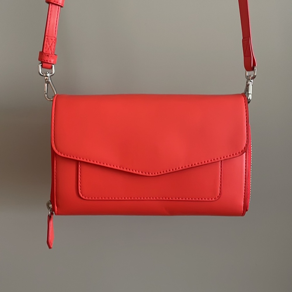 VERA BRADLEY Crossbody